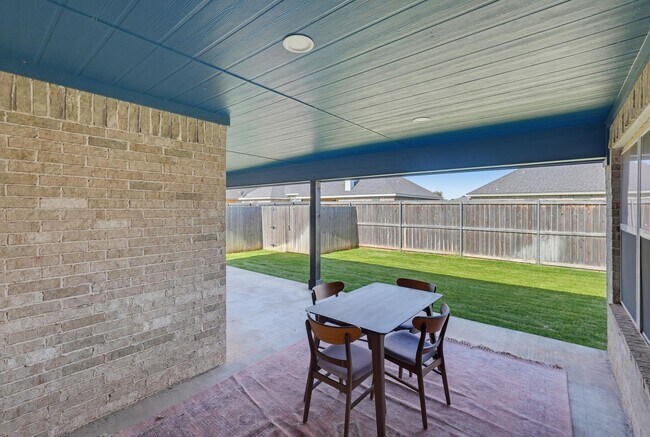 Building Photo - 6518 Stadium Dr
