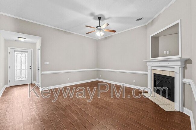 Building Photo - 823 Whispering Willow Ct