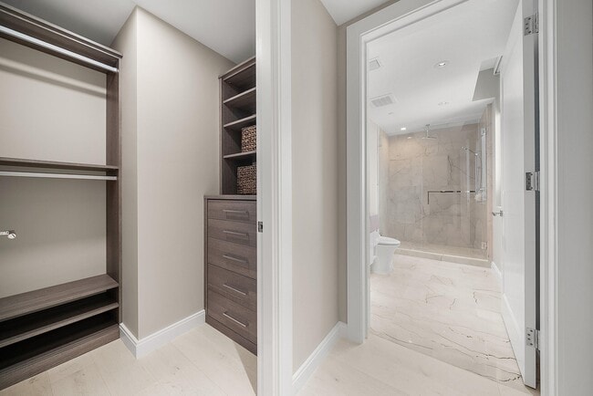 Building Photo - 3550 S Ocean Blvd