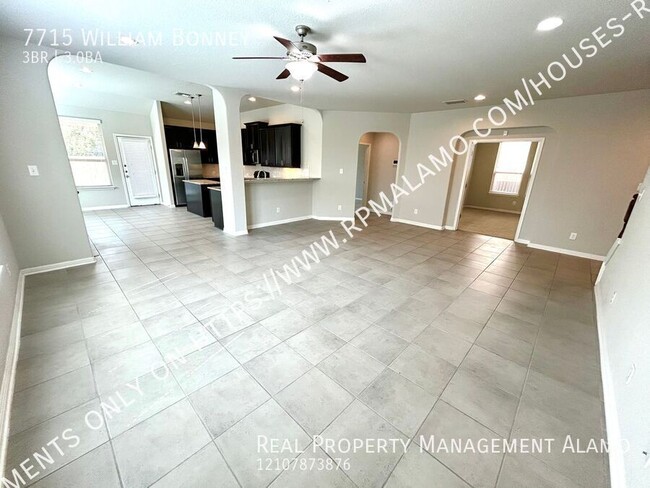 Building Photo - **MOVE-IN SPECIAL** Gorgeous 3 Bedroom Hom...