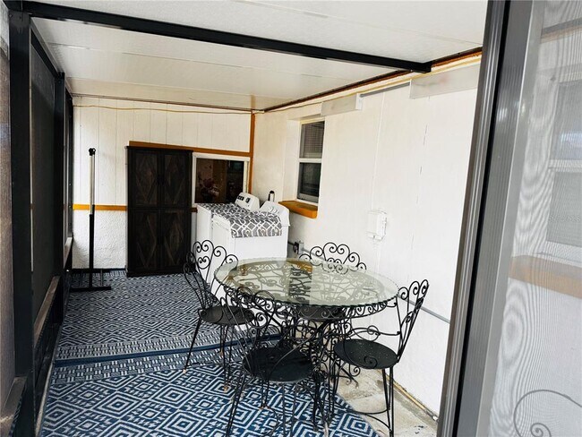 Building Photo - 1709 Warrington Wy