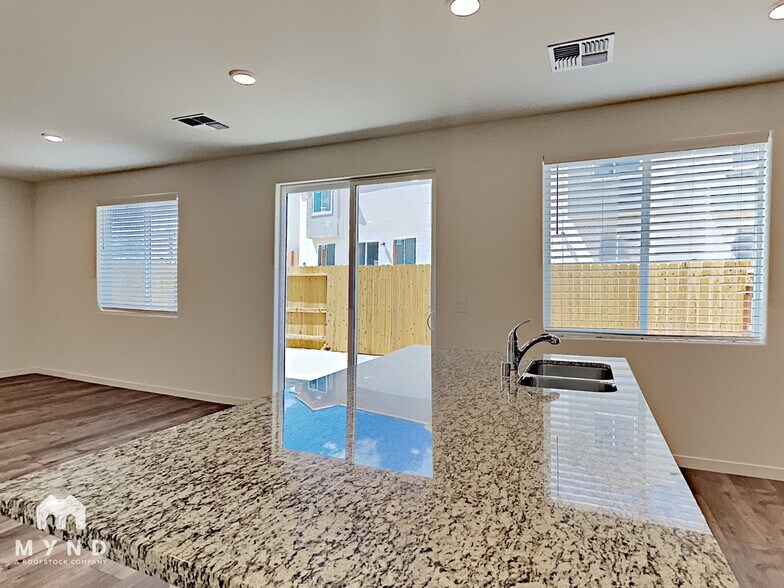 Building Photo - 4873 Black Falcon Wy