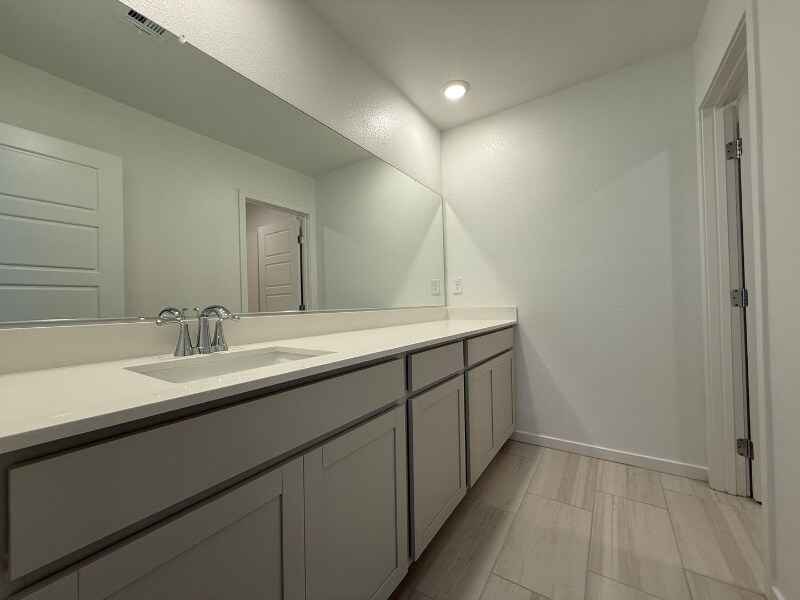 Building Photo - 9660 Axel Fls Ave