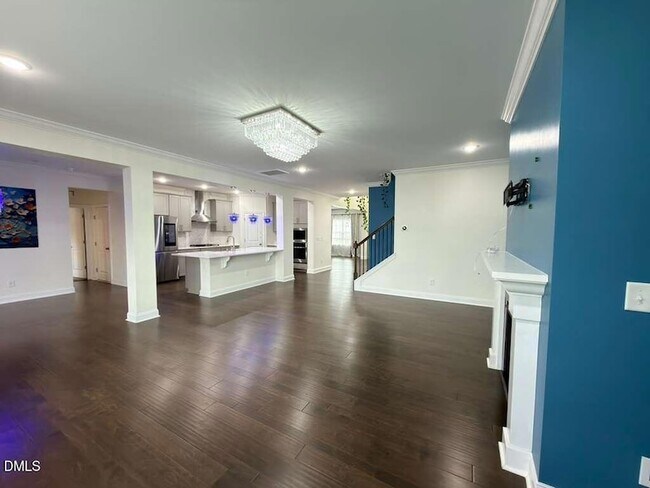 Building Photo - 513 Acerno Dr