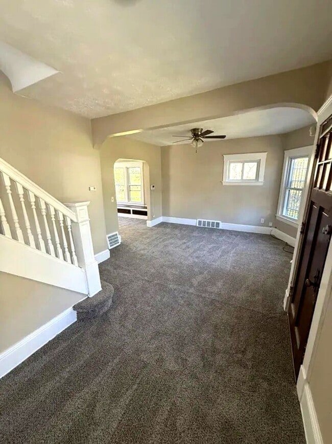 Building Photo - Charming Renovated Single-Family Home with Spacious Layout