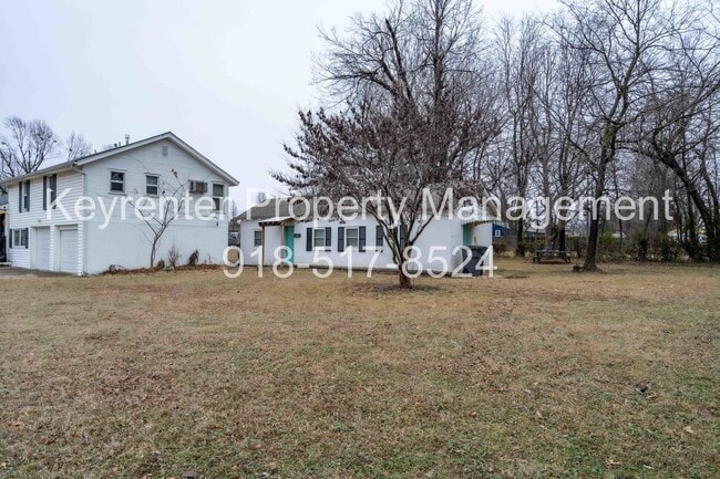 Building Photo - S Joplin Ave Triplex