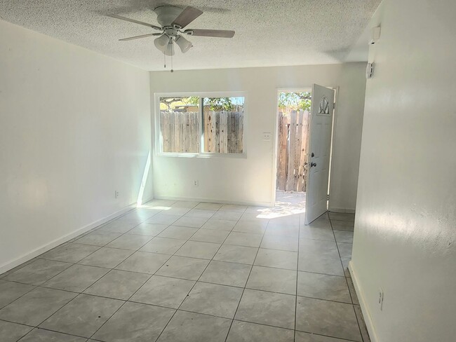 Building Photo - 126 Wilson Ave