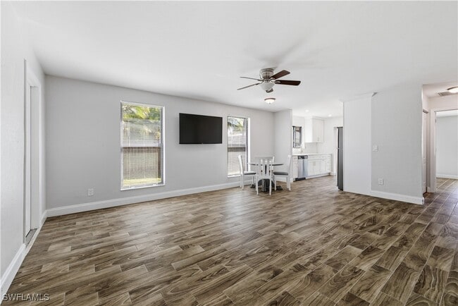 Building Photo - 27731 Arroyal Rd