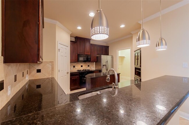 Building Photo - 109 Sunrise Ridge Cove