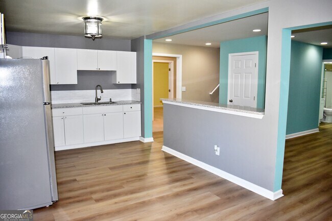 Building Photo - 3445 Anneewakee Falls Pkwy