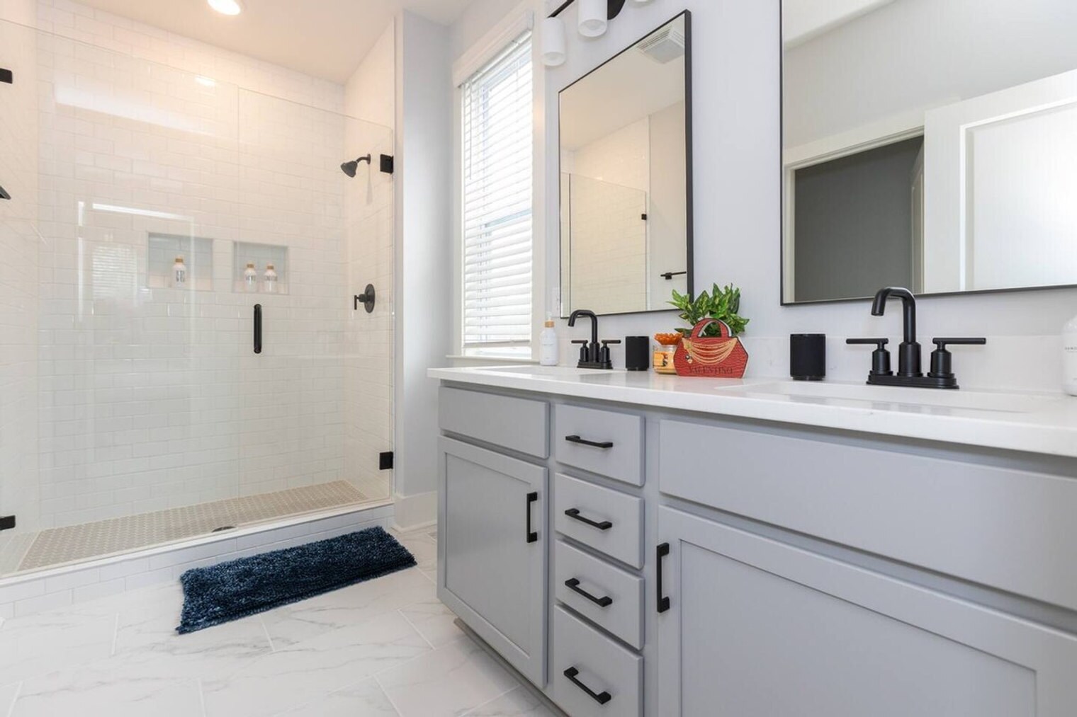 Building Photo - 1122 N Alexander St