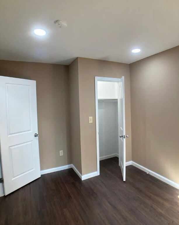 Building Photo - 2060 E Orleans St