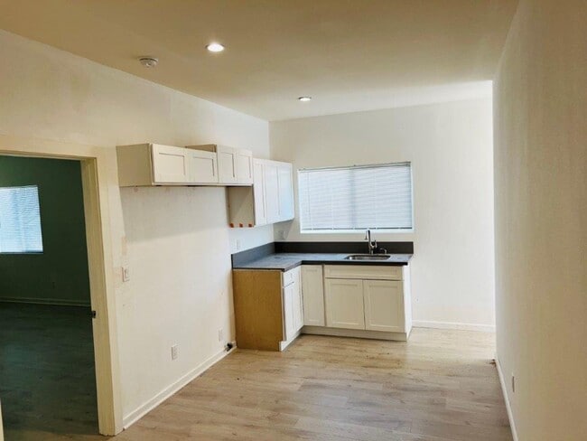 Building Photo - Hart RCLA RUBS