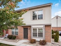 Building Photo - 629 Pebble Pl Dr