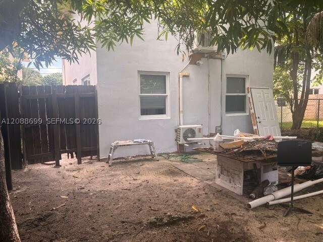Building Photo - 3180 Hibiscus St