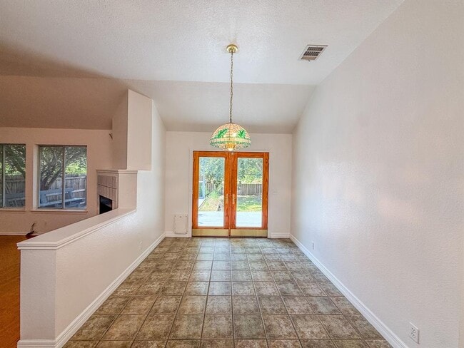 Building Photo - 16908 Cactus Blossom Dr