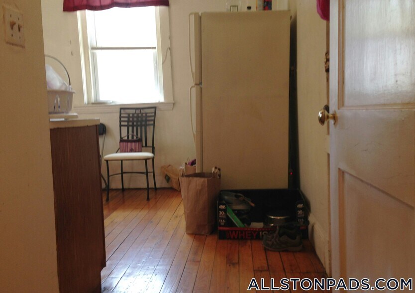 Building Photo - 215 Harvard Ave