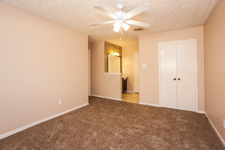 Building Photo - 20070 N Navaho Trail