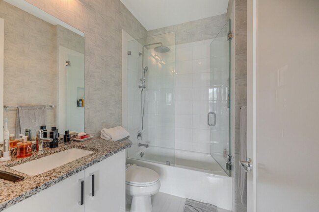 Building Photo - 8283 Royal County Down Rd