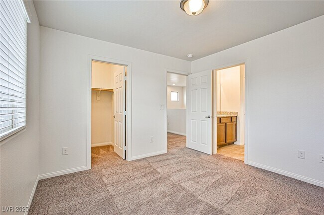 Building Photo - 9240 Black Diamond St