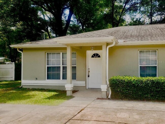 Primary Photo - 2607 NE 22nd Ave