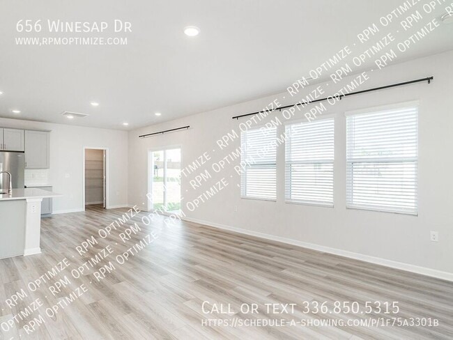 Building Photo - 656 Winesap Dr