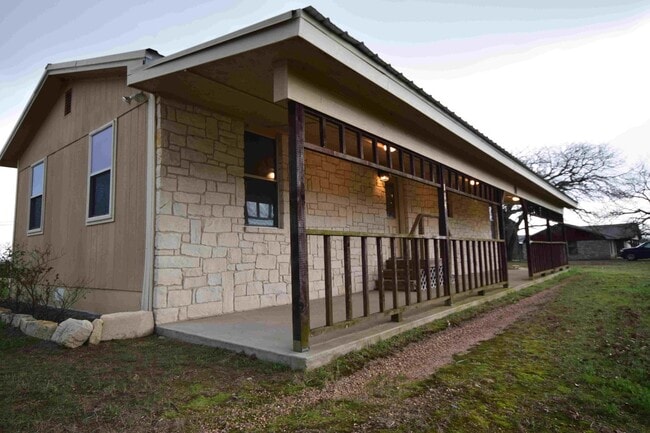 Building Photo - 3 bedroom, 2 bathroom home situated on a full acre in Gatesville with additional storage!