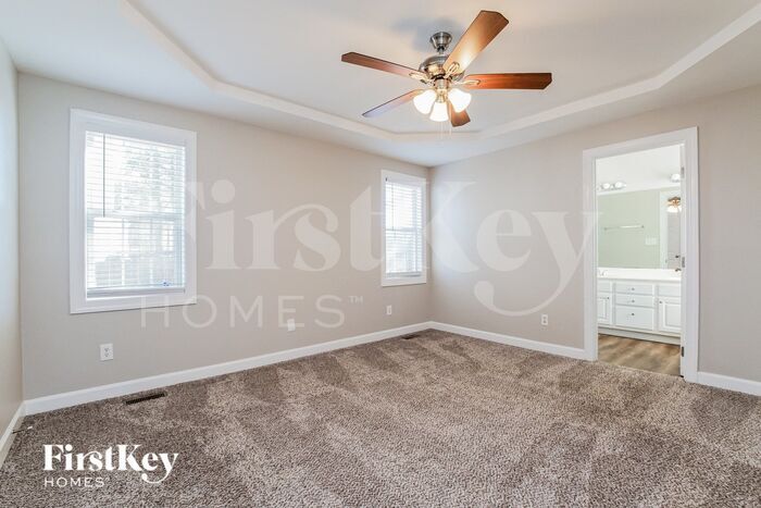 Building Photo - 4104 Mangrove Dr