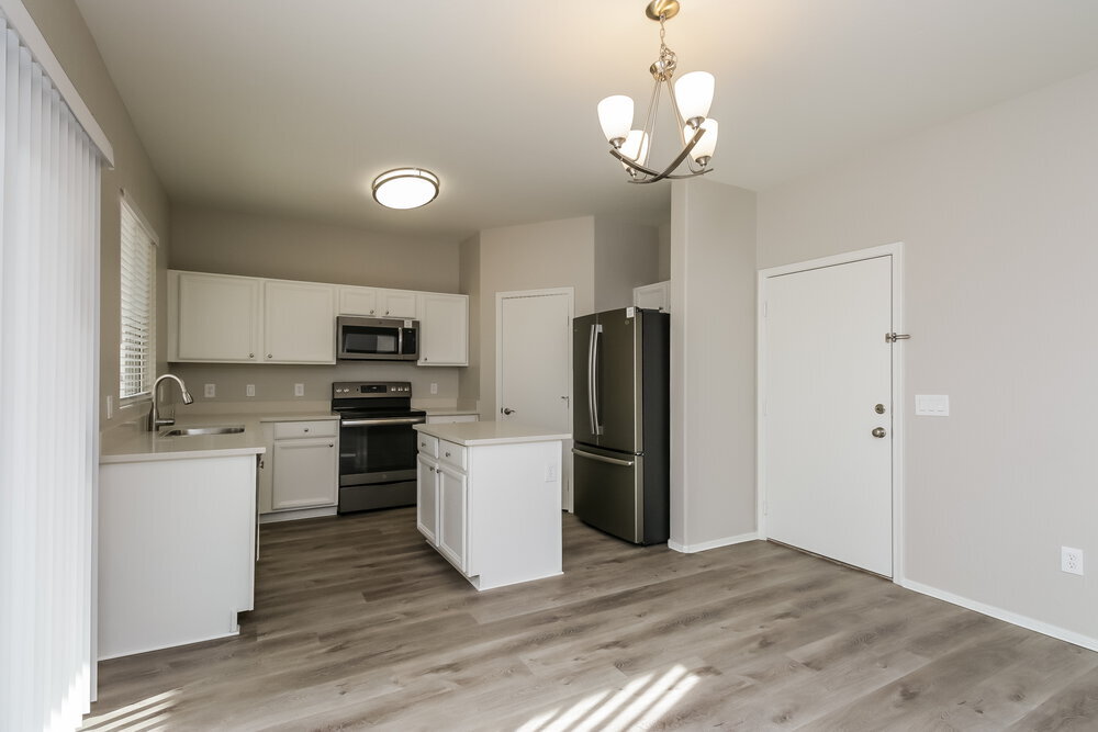 Building Photo - 4025 W Park St