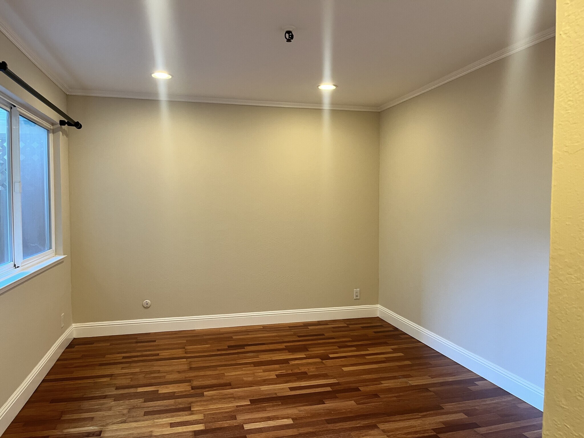 Bedroom - 325 Lenox Ave