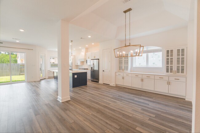 Building Photo - 972 Terlingua Creek Dr