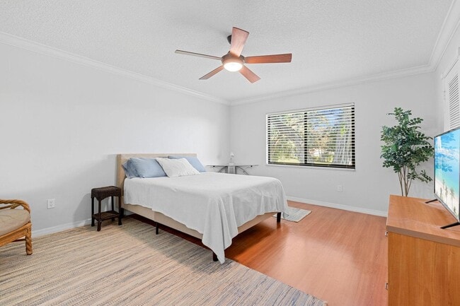 Building Photo - 9193 Pecky Cypress Ln