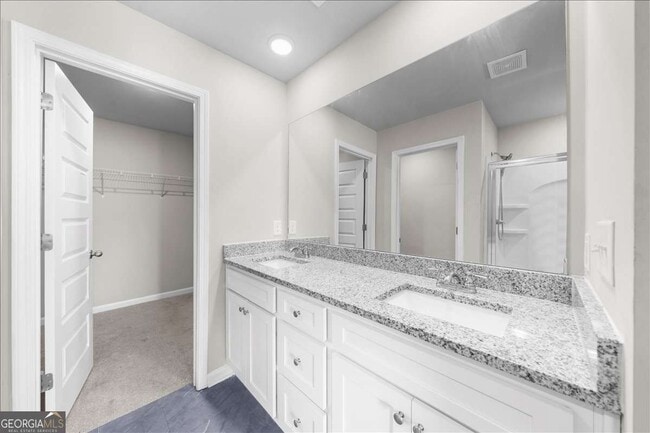 Building Photo - 220 Harrison St