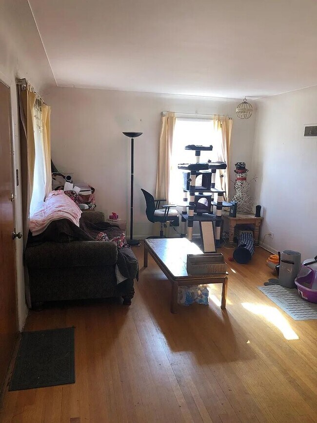 Building Photo - Tejon - GN