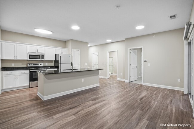 Building Photo - 5151 Foxtail Pine St