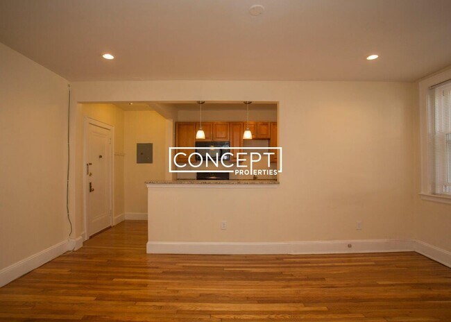 Building Photo - 136A Highland Ave. Unit 28B