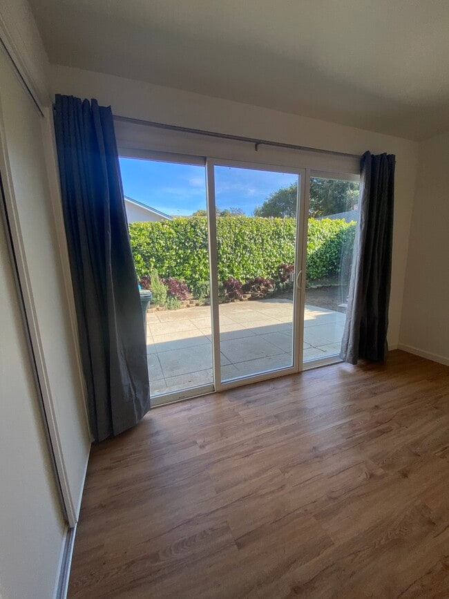 Building Photo - 2101 Trousdale Dr