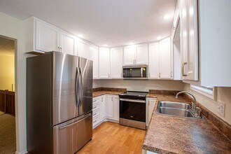 Building Photo - 3 Bedroom / 2 Bath Home off 108th and Q!