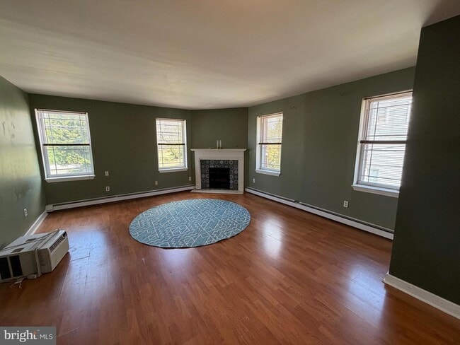 Building Photo - 781 Paulsboro Rd