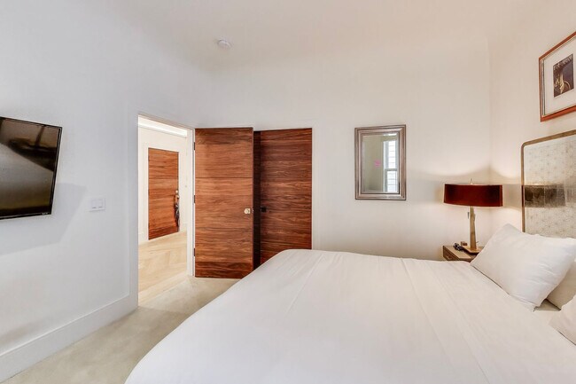 Building Photo - 4639 18th St