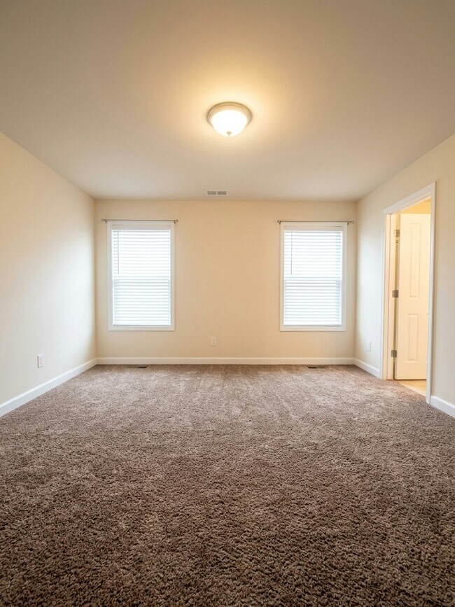 Building Photo - 7055 Jamestown Dr