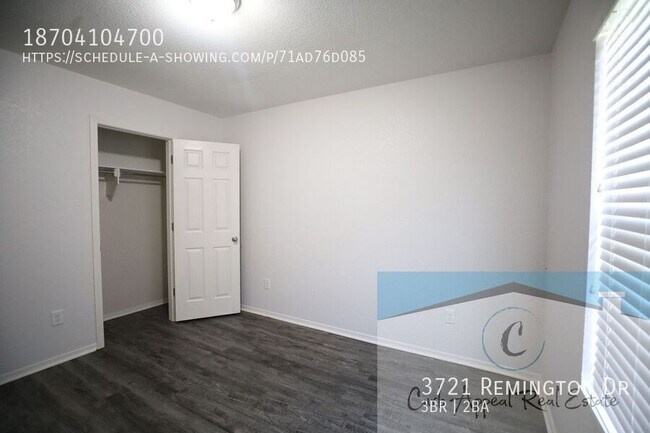 Building Photo - 3721 Remington Dr