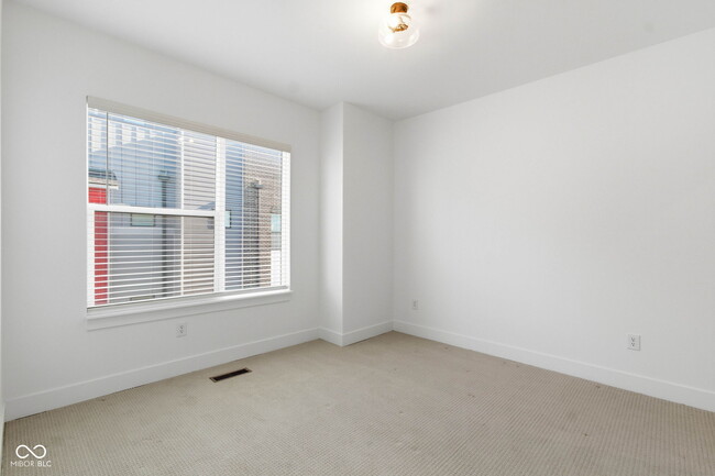 Building Photo - 1312 Colere Pl