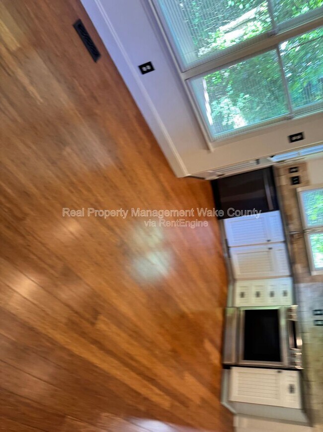 Building Photo - 102 Powder Mill Ct