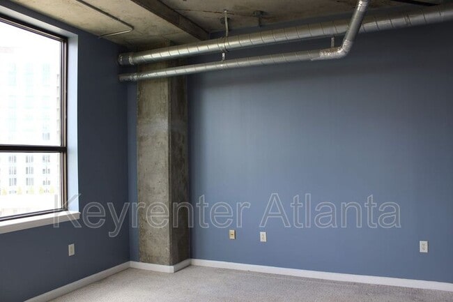 Building Photo - 115 W Peachtree Pl NW
