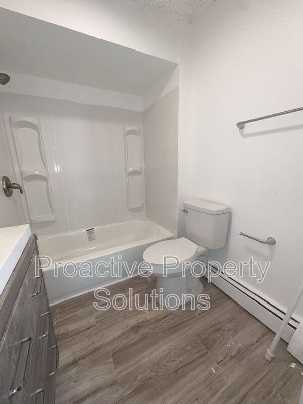 Building Photo - 415-417-417 17th Ave