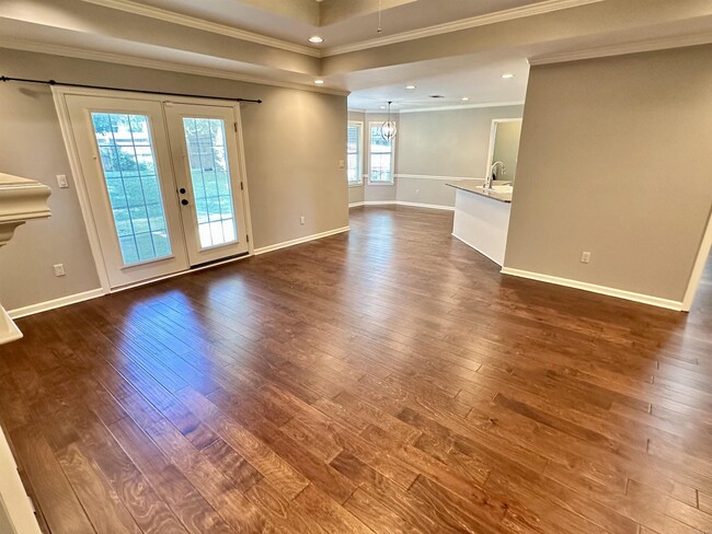 Building Photo - 12816 Cherry Laurel Dr