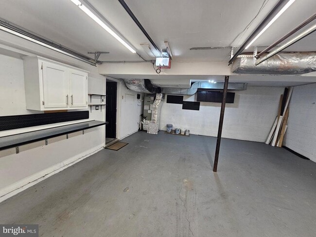 Building Photo - 730 Ox Bow Ln