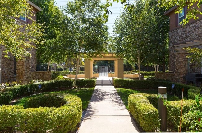Building Photo - 2580 W El Camino Ave