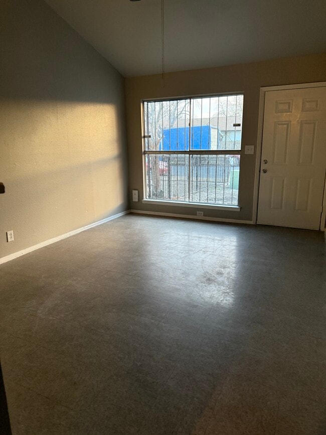 Building Photo - 7005 Glen Pass